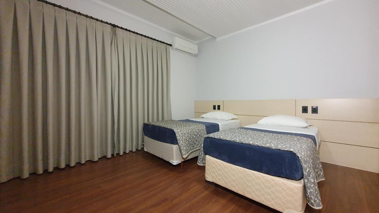 Hotel Pousada Dos Arcos à Ascurra Extérieur photo